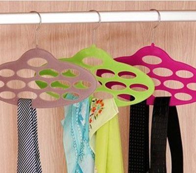 Scarf/Tie Holder Just $3.89 + FREE Shipping!