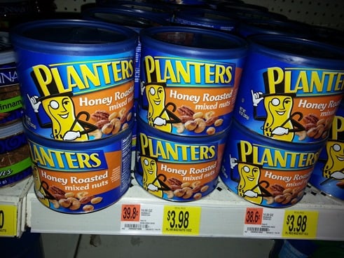 Planters Peanuts Just $2.98 at Walmart!