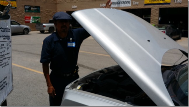 Filipe checks to see what kind of oil I need