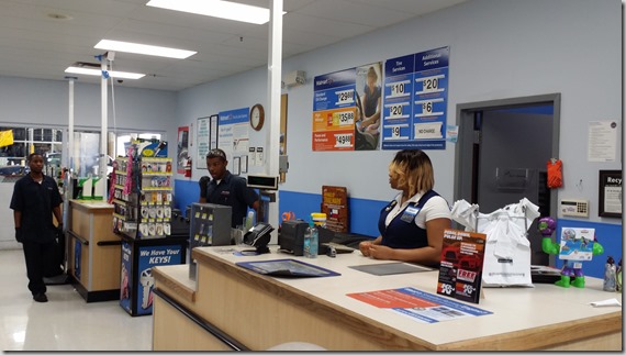 The Walmart Automotice Center Staff Ready to Help