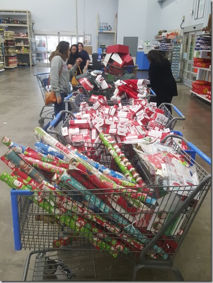Walmart Christmas Clearance is at 90%!