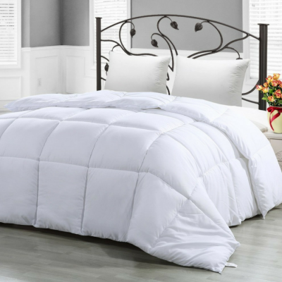 Utopia Down Alternative Comforter Just $28.04! Down From $70! PLUS FREE Shipping!