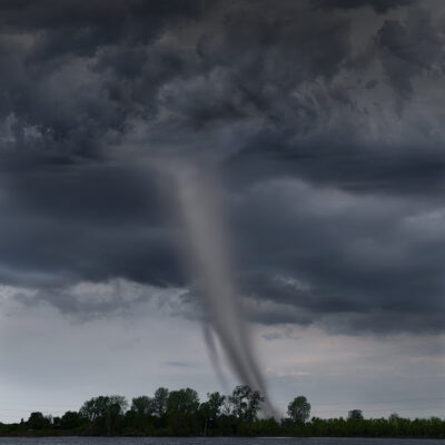 7 Essential Items For Home Emergency Kits