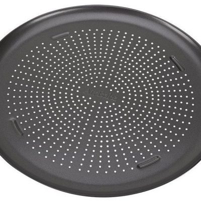 AirBake Nonstick Pizza Pan, 15.75 in Just $8.63!  Down From $19.99!