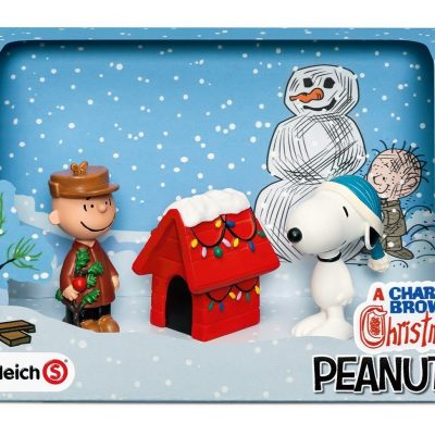 A Charlie Brown Christmas Scenery Pack Just $14.99!