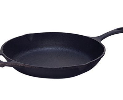 Lodge Pre-Seasoned Cast-Iron Chef’s Skillet Just $14.97!