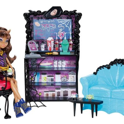 Monster High Coffin Bean and Clawdeen Wolf Doll Playset $16.50 + FREE Shipping with Prime!