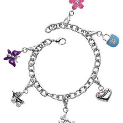 Silver-Tone Mother’s Day Charm Bracelet Just $9.99! Down From $19.99!