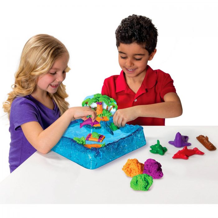 Kinetic Sand Float Paradise Island Play Set Just $9.88 Down From $19.97 At Walmart!