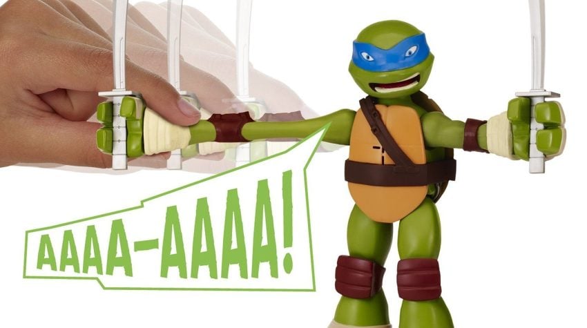 Teenage Mutant Ninja Turtles Stretch N' Shout Leonardo Figure Just $14 (30% Off)!