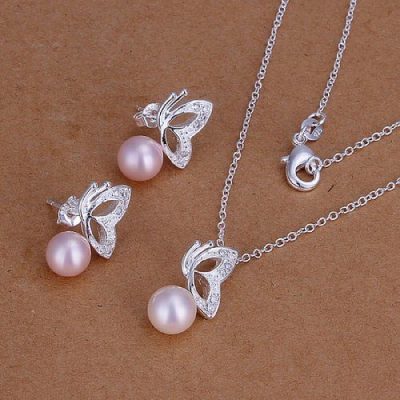 Pearl & Butterfly Necklace & Earrings Only $4.75 + FREE Shipping!