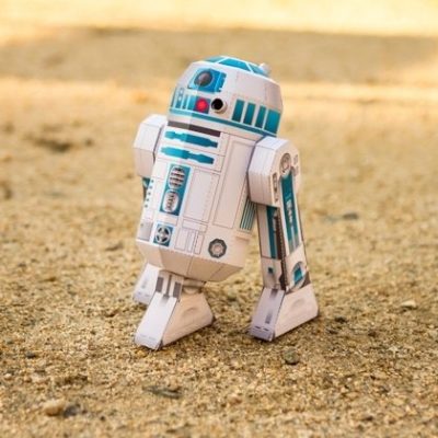 FREE Printable R2-D2 Papercraft!