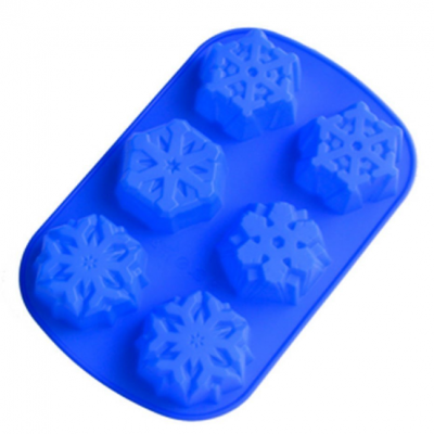 Snowflakes Silicone Cake Mold Only $7.29 + FREE Prime Shipping!
